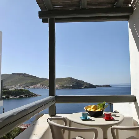 Cycladic Maisonette Vourkárion