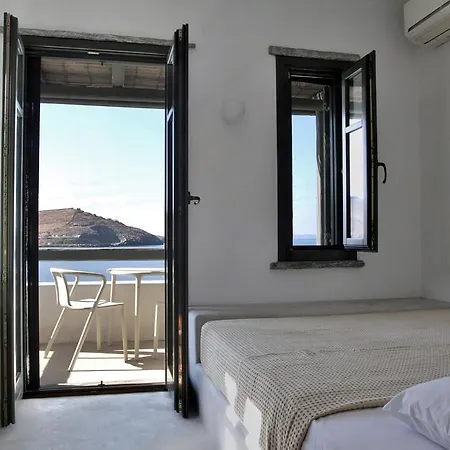 Cycladic Maisonette *