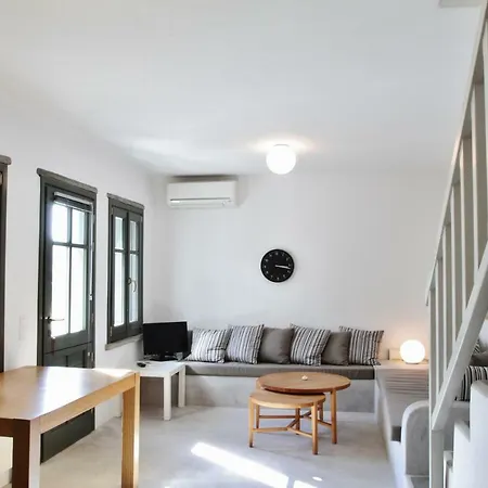 Cycladic Maisonette * Vourkárion