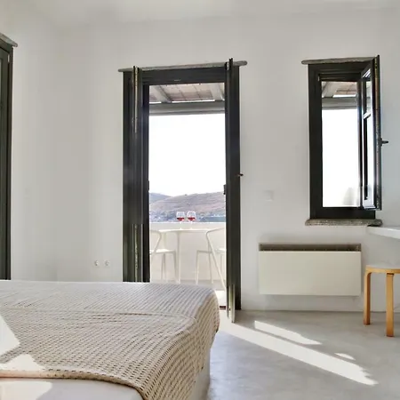 Cycladic Maisonette