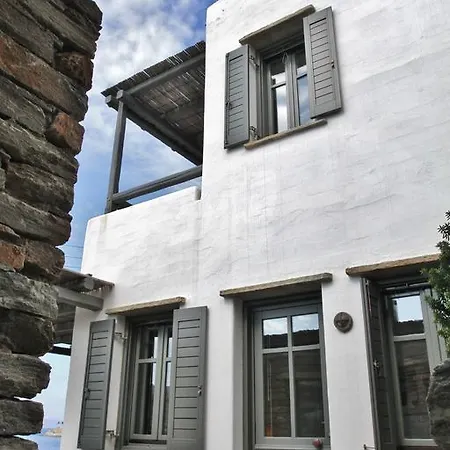 Cycladic Maisonette *